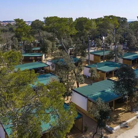 Laca Apartman *