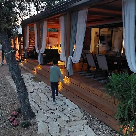 Laca Apartmán Biograd Na Moru